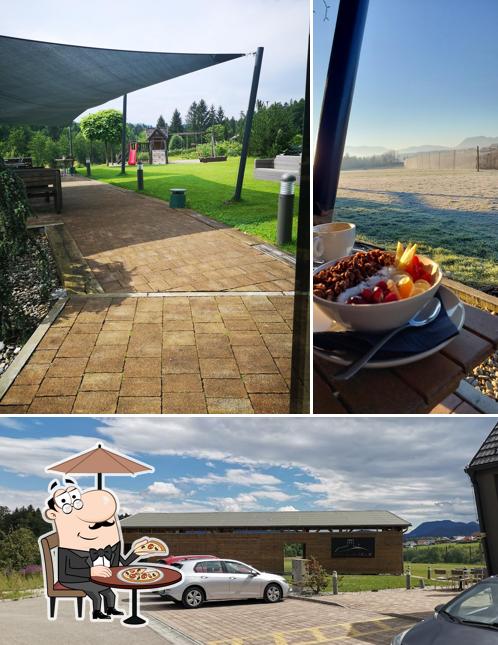 La immagine di esterno e cibo da Na Golfu