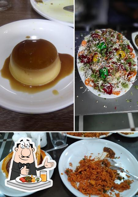 Food at Shabnam restaurant
