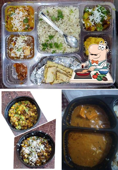 Chicken curry at Shri Viswanath Hotel