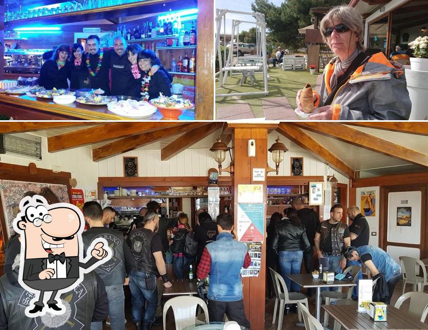 Gli interni di Waikiki Bar