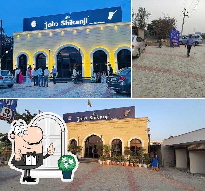 The exterior of Jain Shikanji