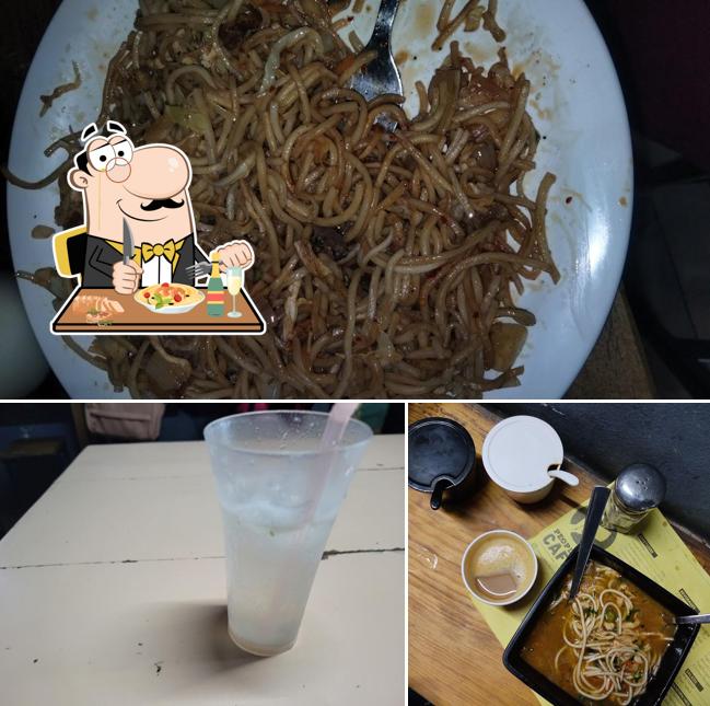 Pad thai at PEOPLE S CAFE