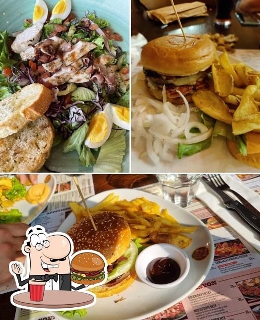 Concediti un bell'hamburger a Old Wild West - Moncalieri 45° Nord Entertainment