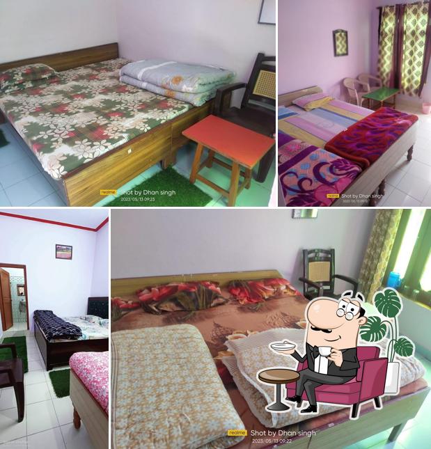 Abhishek guest house Guptkashi