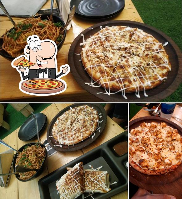 Try out pizza at Cafeana Cafe Studio & Lounge
