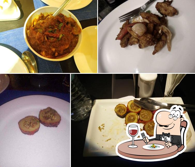 Meals at Kapil Dev's Elevens