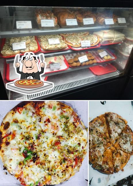 Try out pizza at The Big Bun