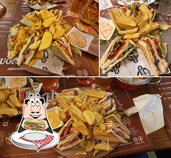 Club sandwich al King Pub Club sandwich al King Pub