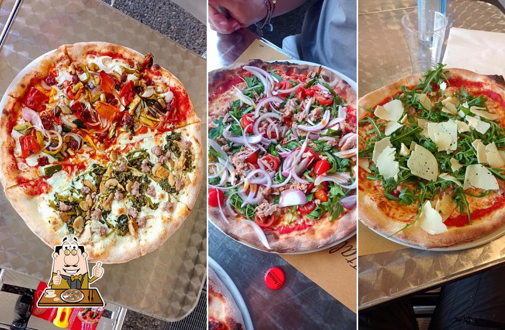 A Pizzeria Al Poeta, puoi ordinare una bella pizza