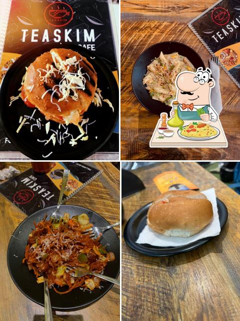 TeaSkim Cafe