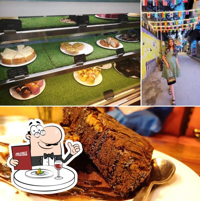 Food at Yigyal Cafe