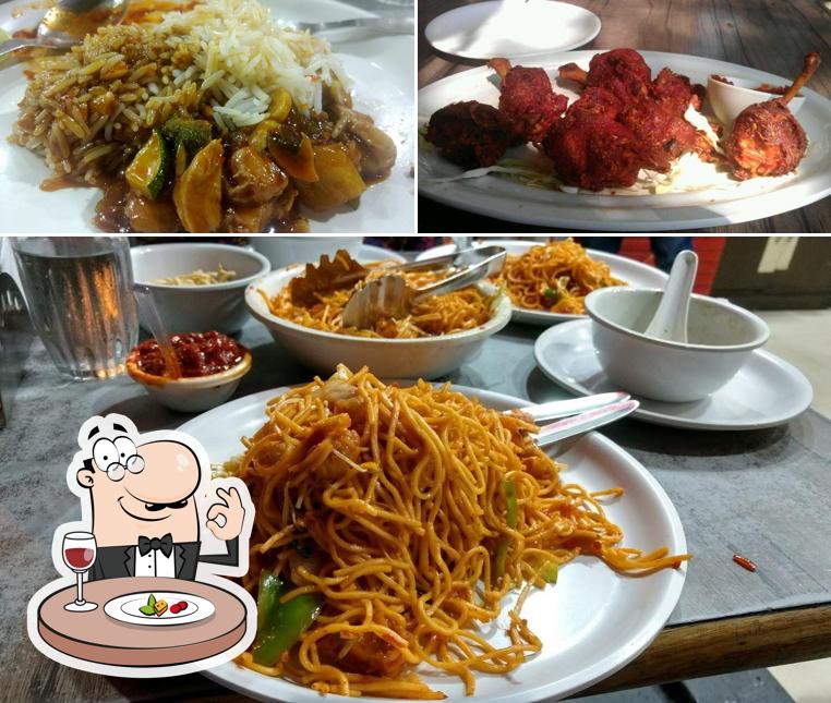 Food at Golden Dragon