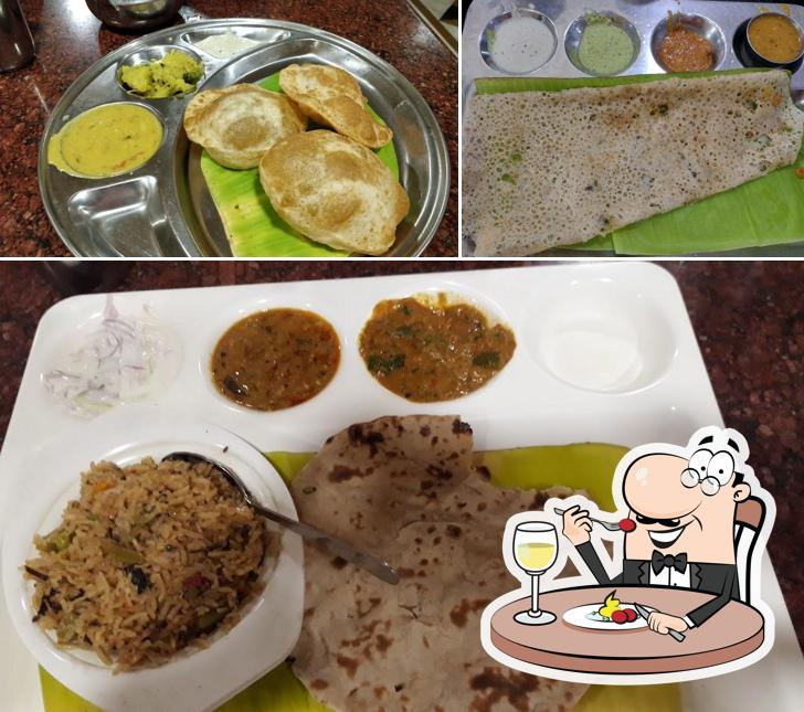 Food at Saravana Bhavan