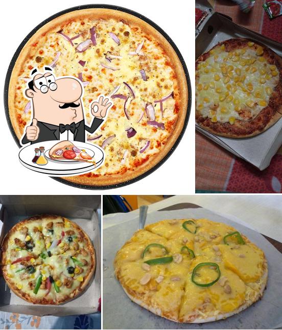 Pick various kinds of pizza