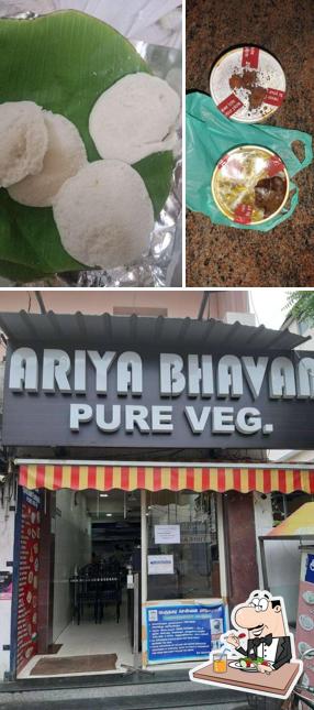 Meals at Arya Bhavan