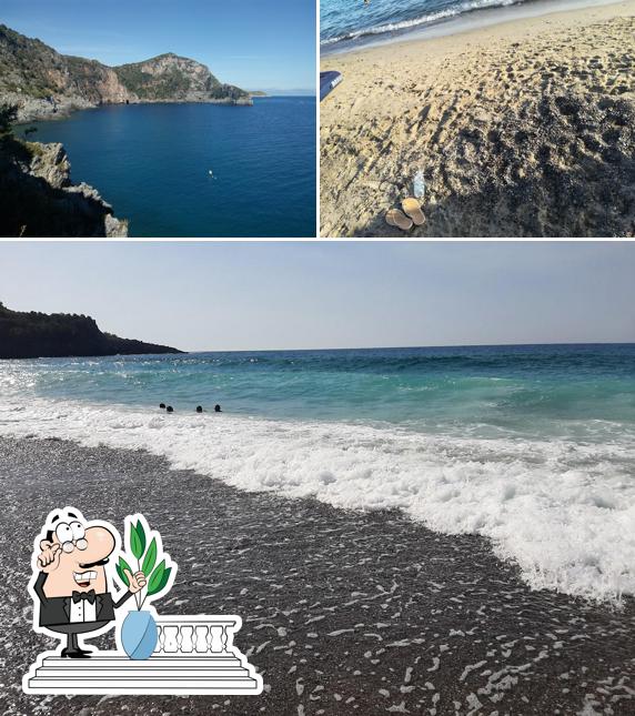 Gli esterni di Lido Lentiscelle