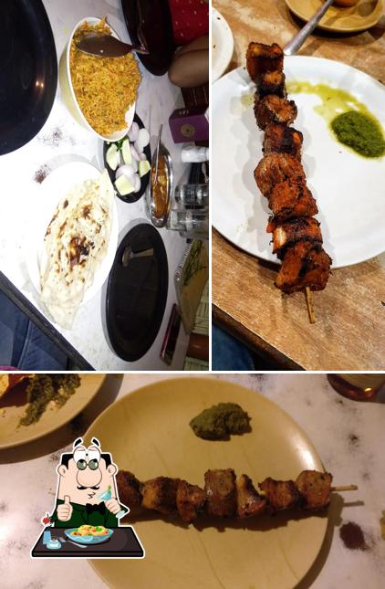 Food at Mambooz Dhaba