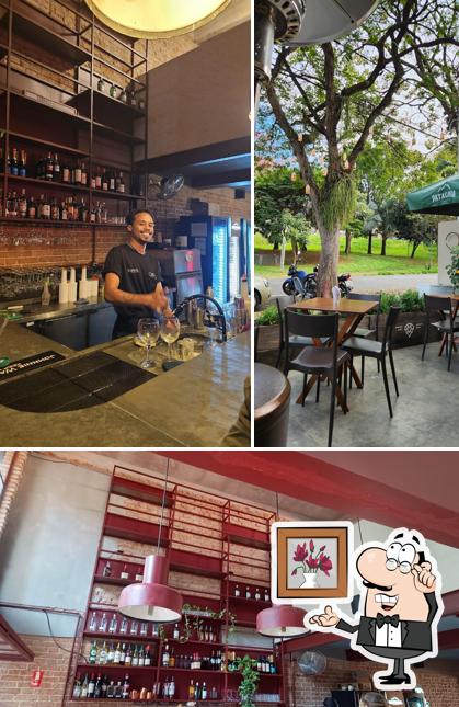 Veja imagens do interior do OTRO Cambuí - Bar e Restaurante