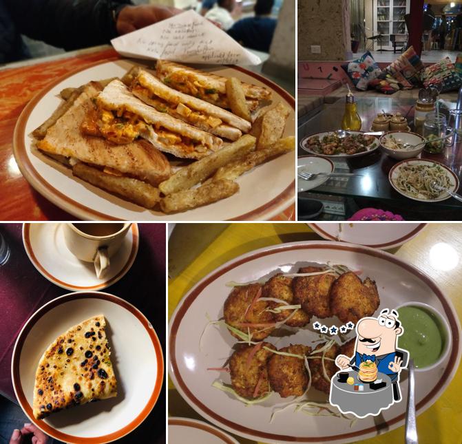 Food at Road House Bistro