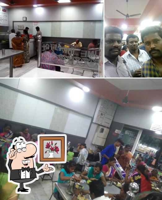 Check out how Naveen Bakery looks inside