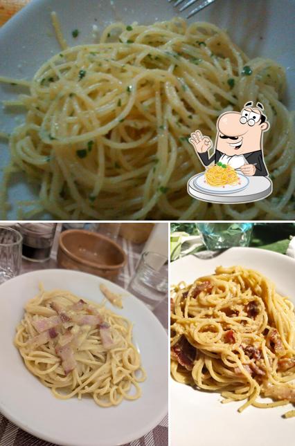 Spaghetti alla carbonara al Miseria e Nobiltà