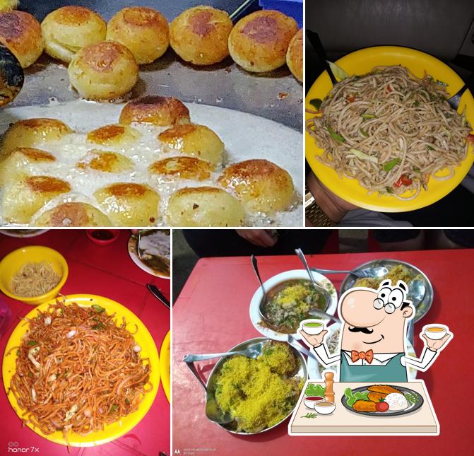 Meals at Agrawal Chat Bhandar
