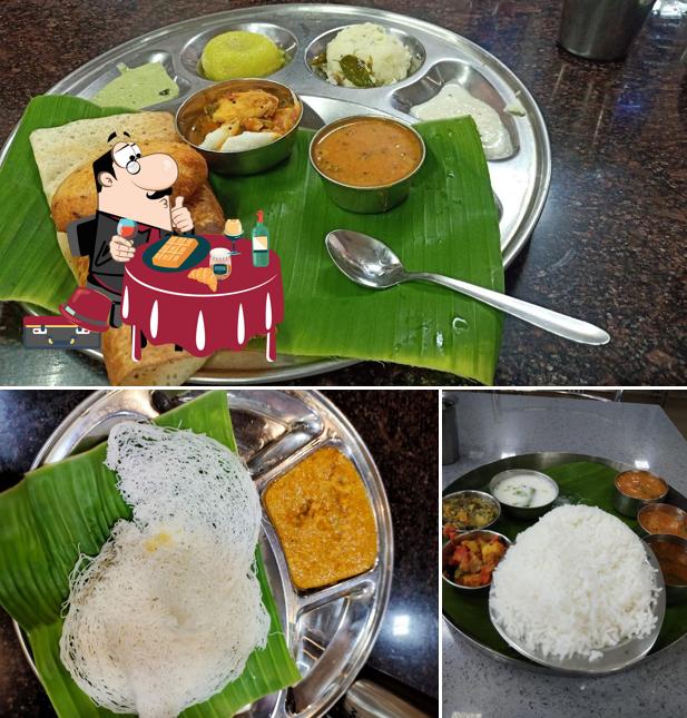 Famous ( veg & non-veg ) provides a range of desserts
