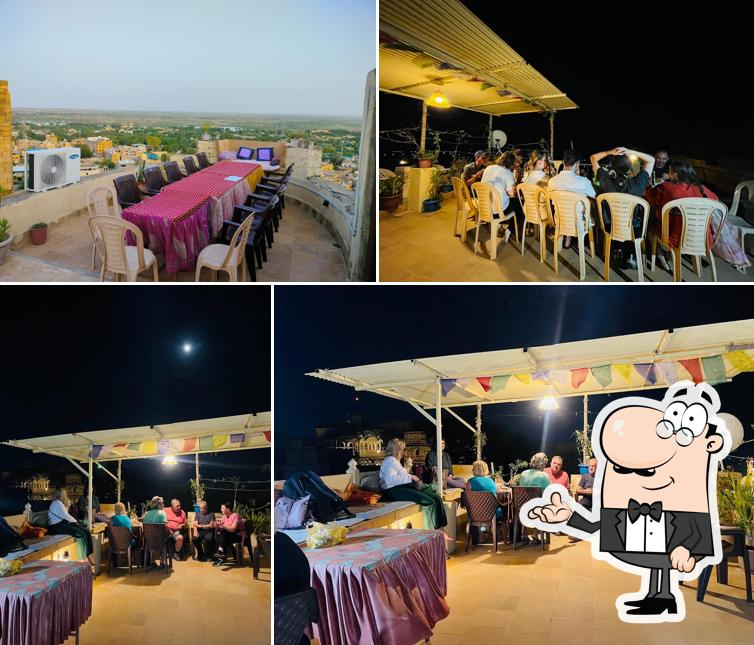 palace view roof top restaurant