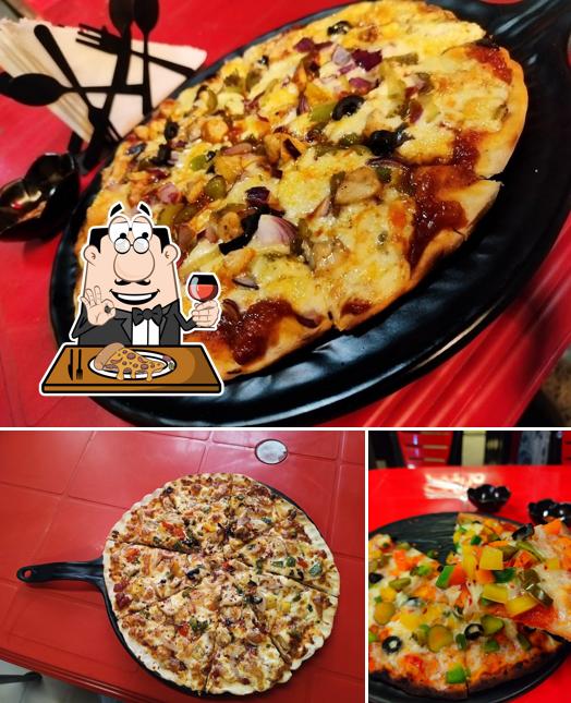 Try out pizza at Bite U