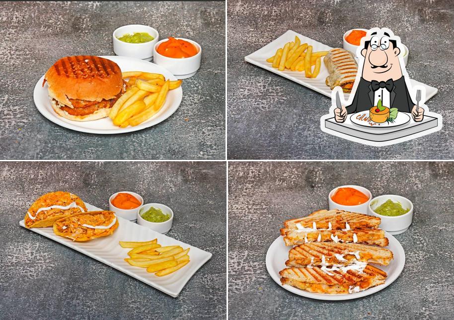 Food at Pihu's Shawarma