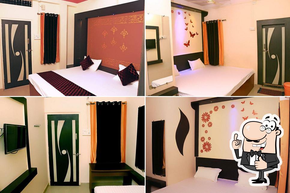 See the image of Shree balaji yatri grah and restaurant