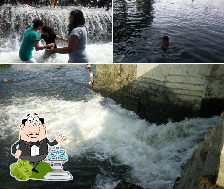 You can get some fresh air at the outside area of BALMURI RESTAURANT