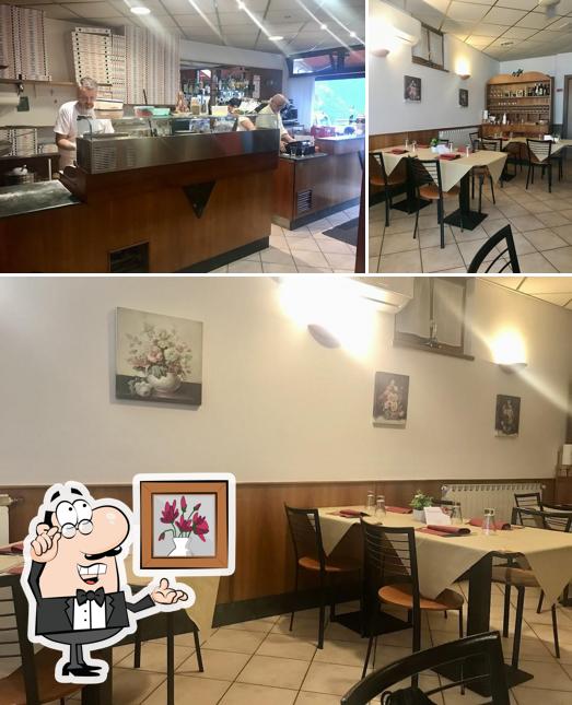 Gli interni di Pizzeria Da Carlo Sas