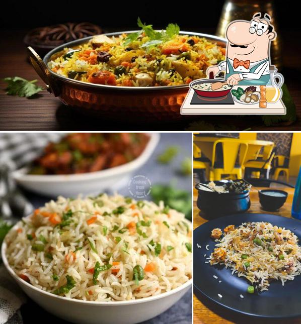 Fried rice at Veg Vibes The Restrocafe (Without Onion Garlic)