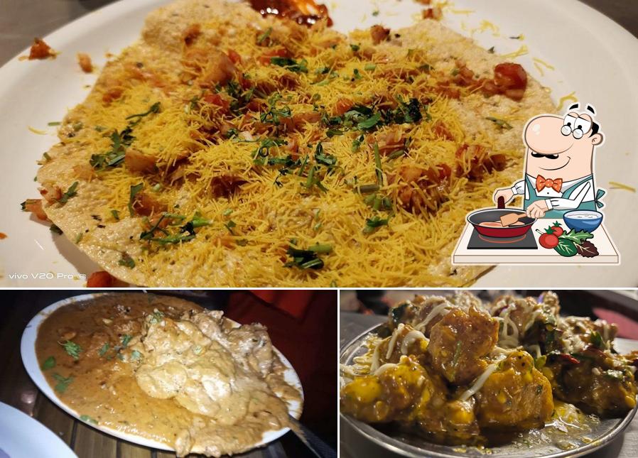 Chicken curry at Sanaya Dhaba