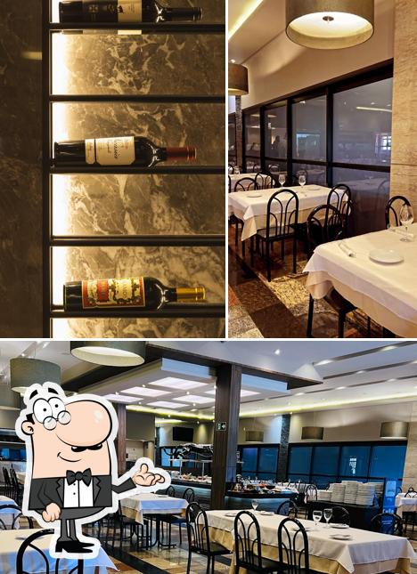 O interior do Churrascaria Chimarrão