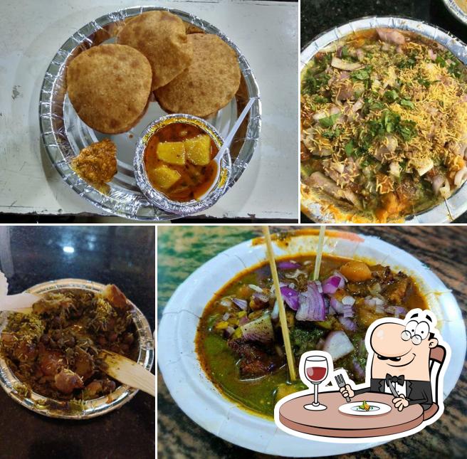 Food at Delhi Chaat and Cafe