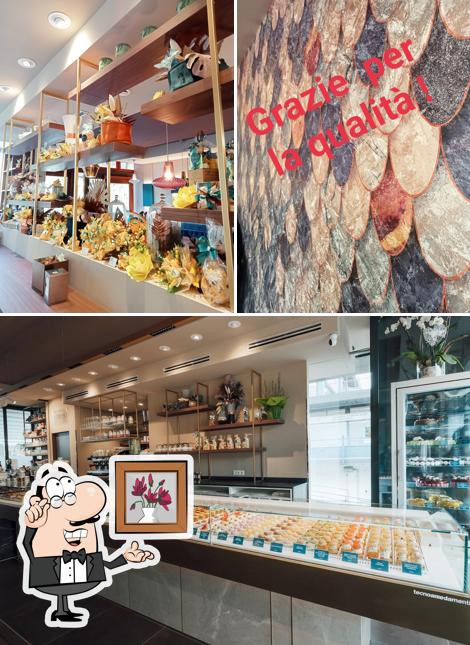 Questa è la immagine che presenta la interni e esterno di Pasticceria Pavòn
