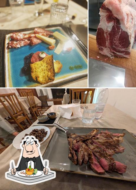 Cibo al L'oste Toscano Osteria