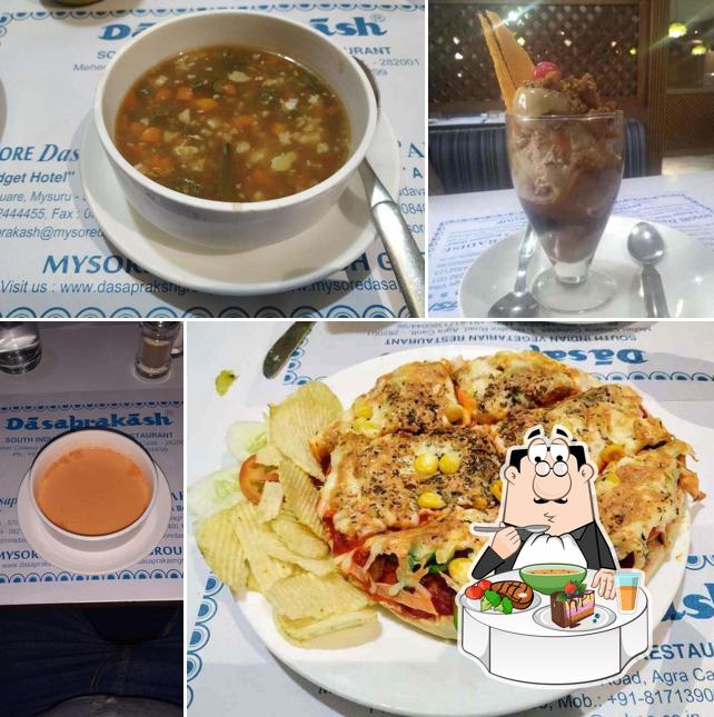 Hot and sour soup at Dasaprakash Agra