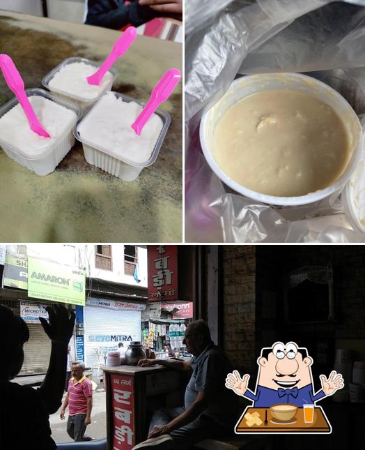 Clam chowder at Dayalbhai Rabriwale Bhawani