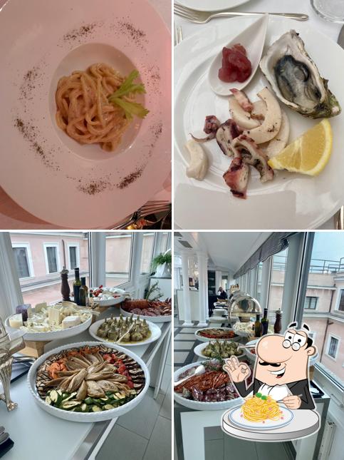 Spaghetti alla carbonara al Flora Restaurant