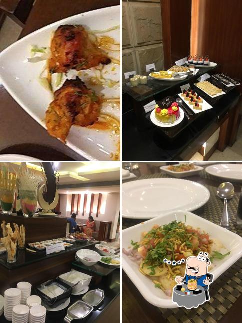 Food at Mosaic - Country Inn & Suites By Radisson