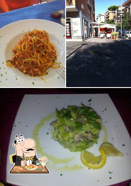 Tra le varie cose da Checkin si possono trovare la cibo e esterno