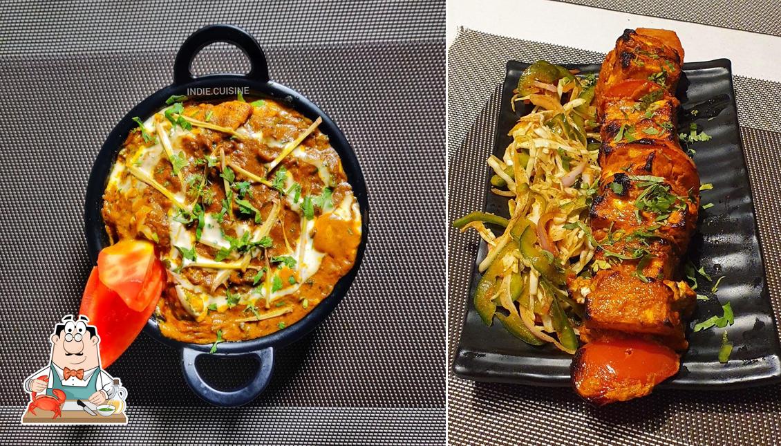 Try out seafood at Malvani Pahunchar