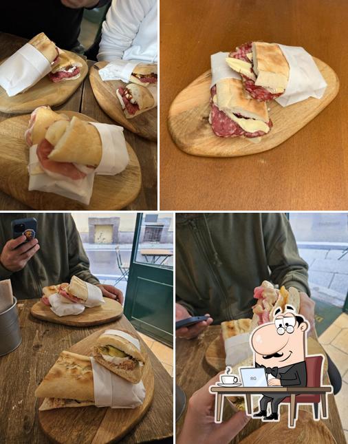 Dai un'occhiata agli interni di Il Panino