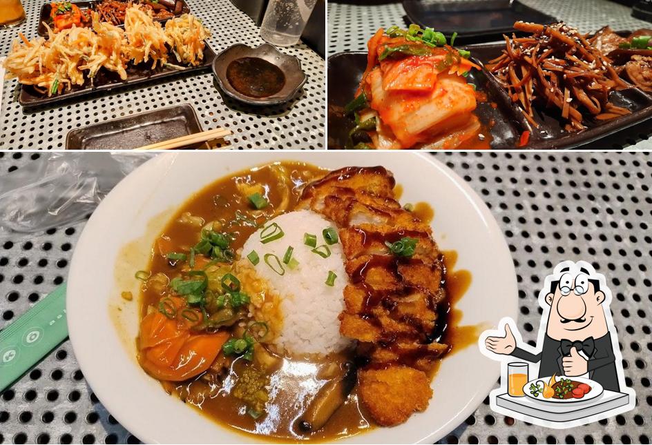 Food at HŌKŌ Restaurante