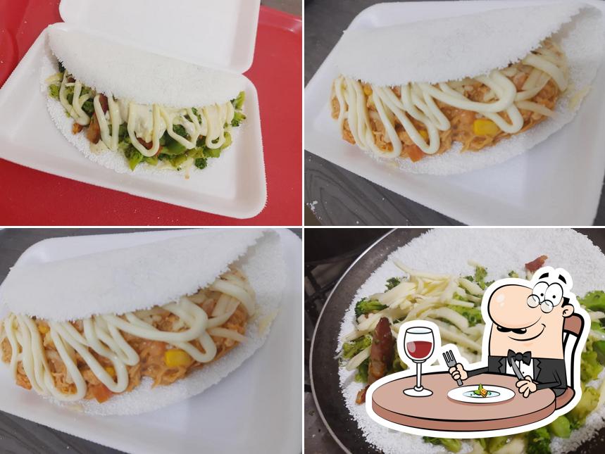 Comida em Pizzaria D'Gusta