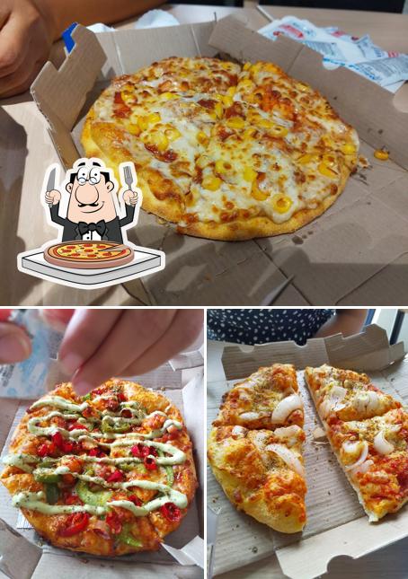 Get different types of pizza