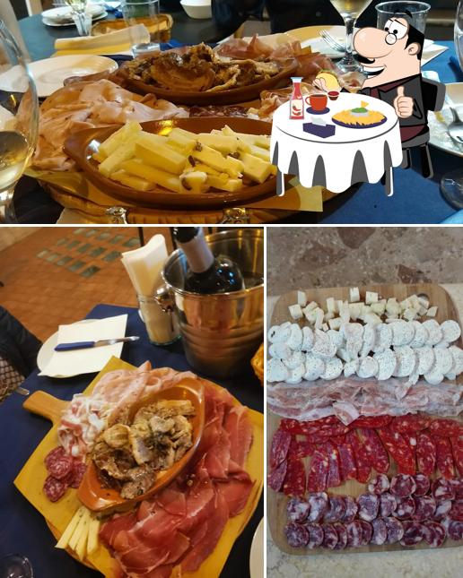 Piatto di formaggi al Paolo Coloniali - Paolo Enogastronomia